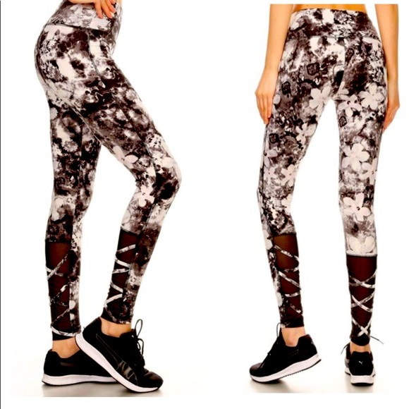 🆕SHOSHO:NIP/NWT Yoga Mesh Cut Out Pants/ Floral Pattern Sz XL - Picture 1 of 9